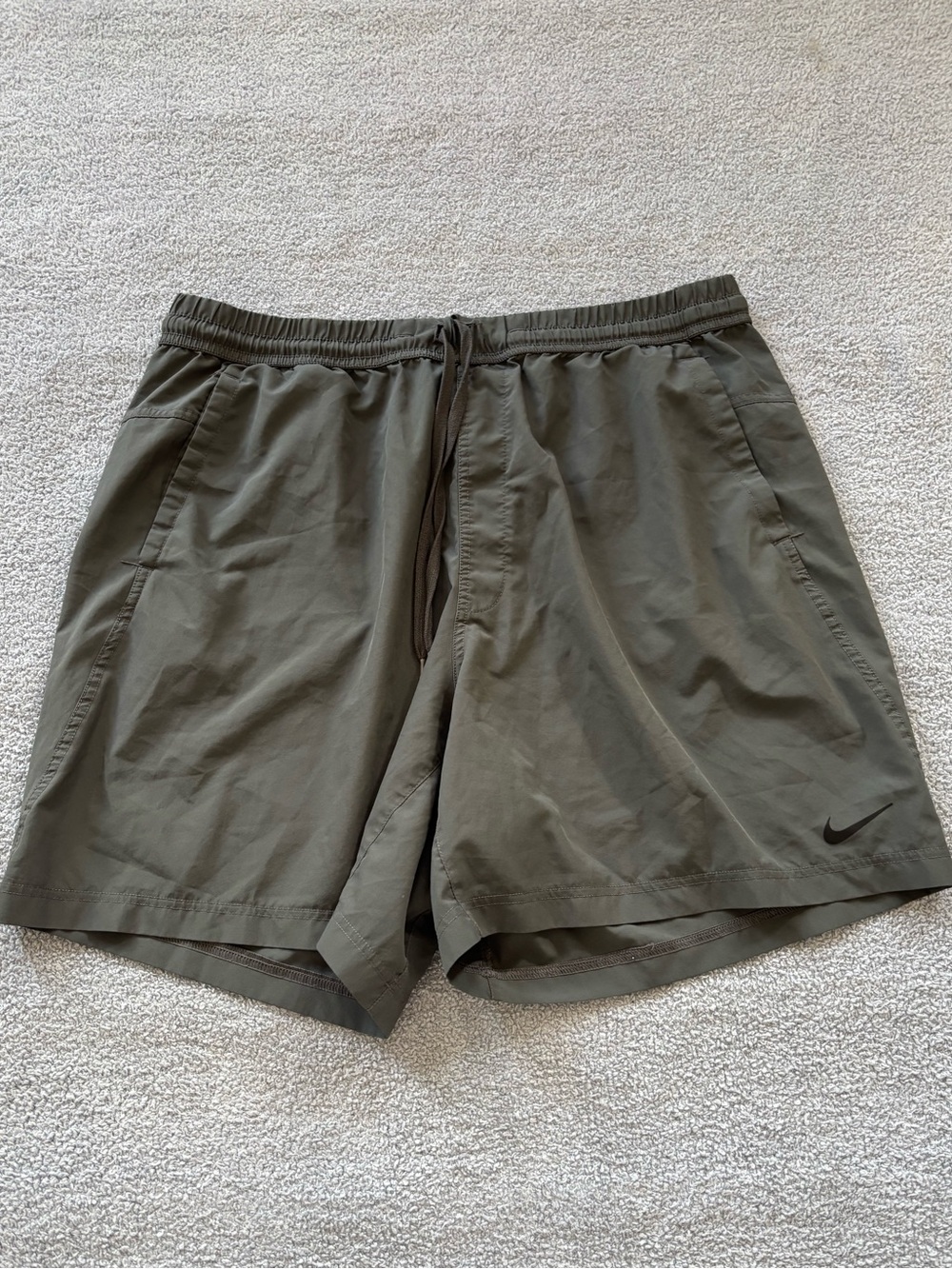 Nike Men’s Gray Athletic Drawstring Shorts